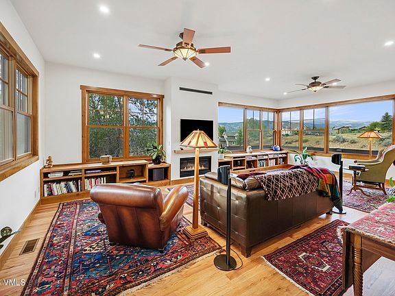 5th image of 51 Bunkhouse Pl