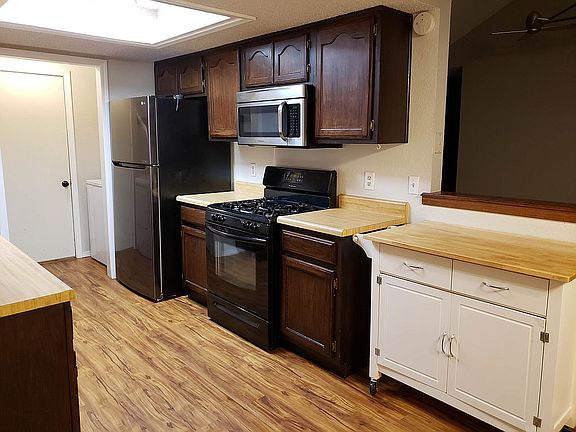 5th image of 607 W 18th St S