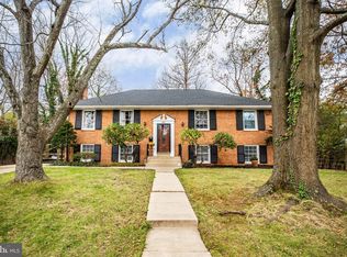 8411 Fort Hunt Rd, Alexandria, VA 22308