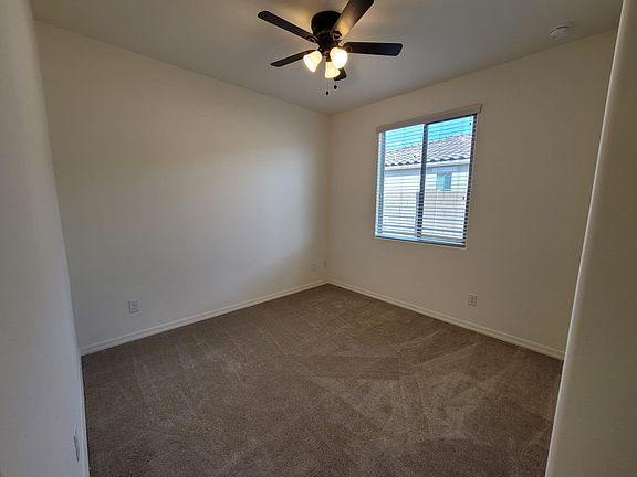 5th image of 260 E Hawaii Dr