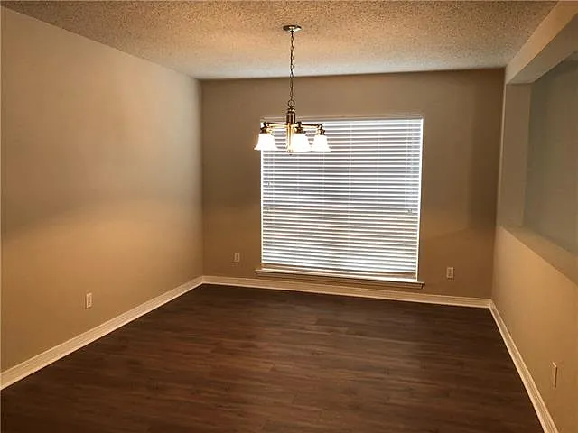 1064 Clairise Ct — Photo 9