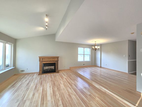 5th image of 203 Gurley Ave Floor 2