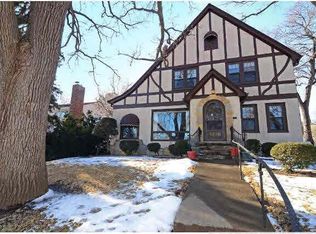 5228 W Nokomis Pkwy, Minneapolis, MN 55417