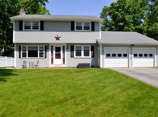 17 Biscayne Pkwy, Nashua, NH 03064