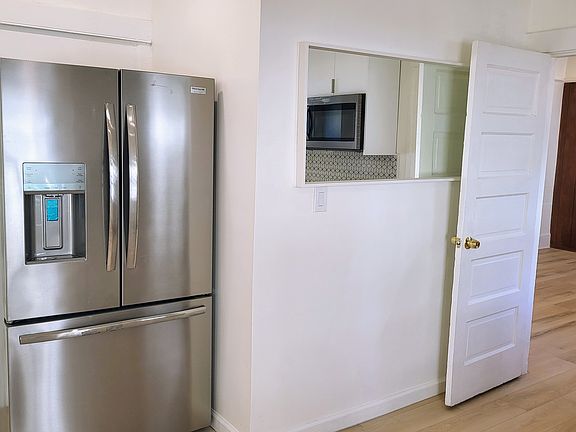 3rd image of 2112 Ashby Ave APT C