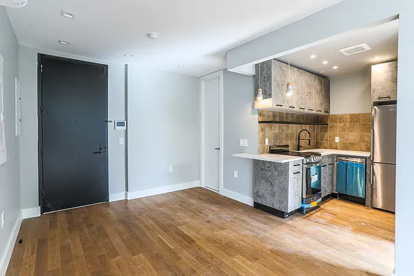 Rented by ERNY LLC | media 4