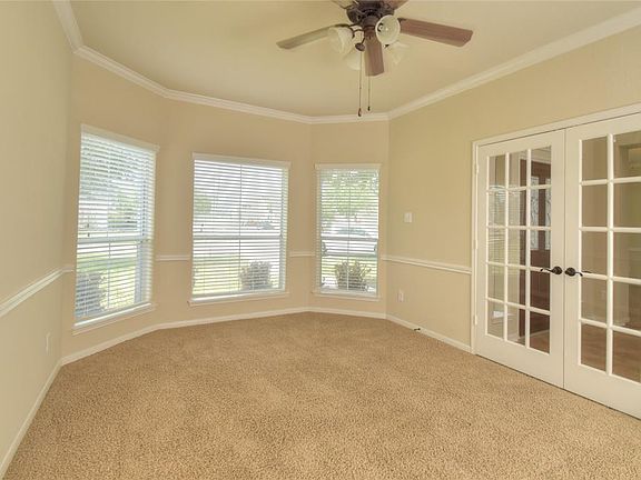 4th image of 1700 Pampas Trail Dr