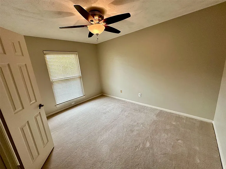 2931 Pasture Ln — Photo 20