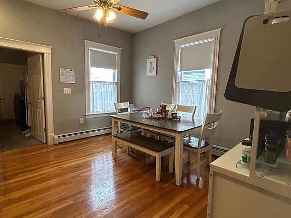 5th image of 656 E 6th St APT 1