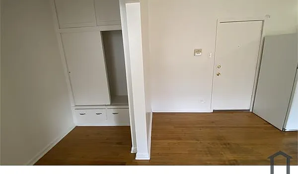 2 bed, $1,900 — Photo 2