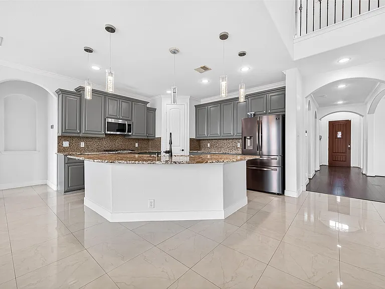 7035 Belle Meadow Ln — Photo 18