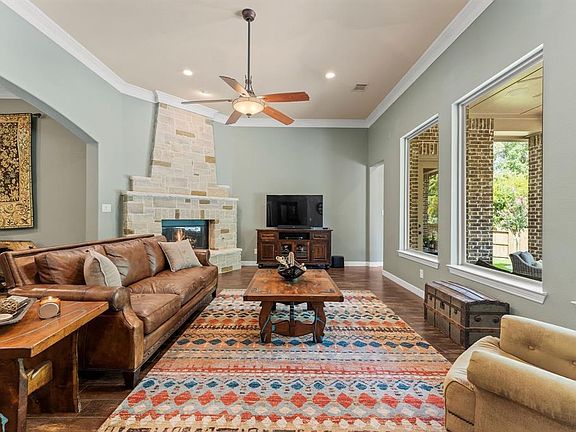 5th image of 114 Playmoor Place