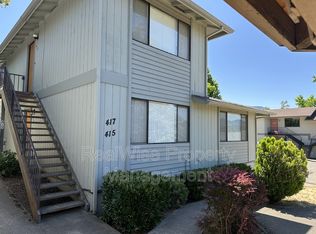 415 NE Silverwood Pl, Grants Pass, OR 97526