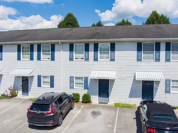152 Gray Station Rd APT 22, Johnson City, TN 37615