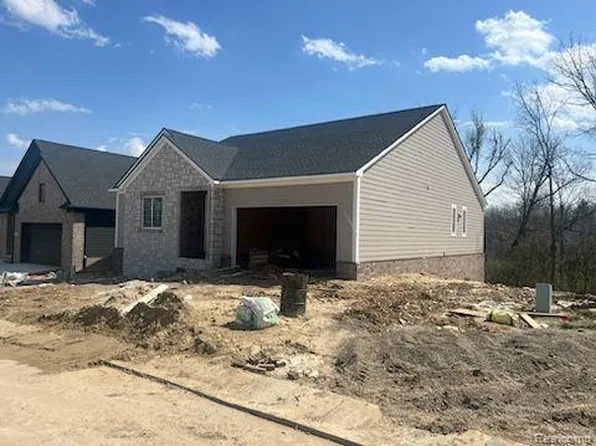 47463 Verona Ct, Plymouth, MI 48170
