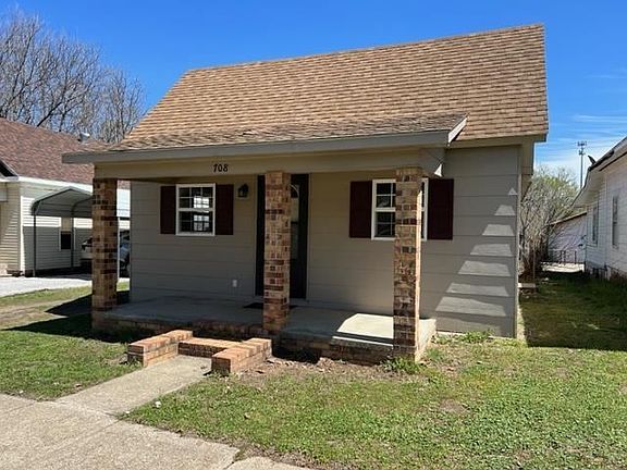 2nd image of 708 N C St