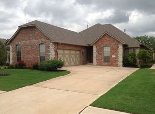 17800 Griffin Gate Dr, Edmond, OK 73012