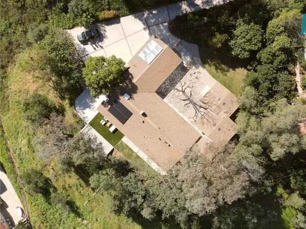 10141 Overhill Dr, Santa Ana, CA 92705