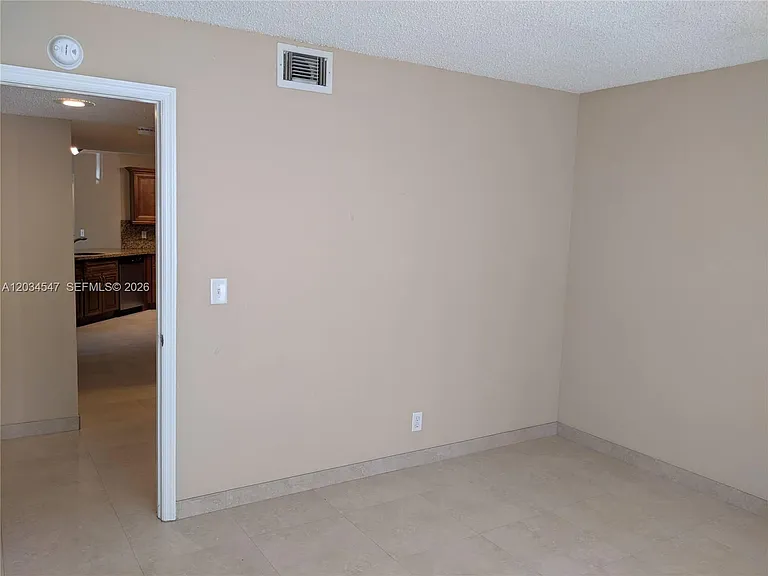 4015 W McNab Rd #D210 — Photo 25