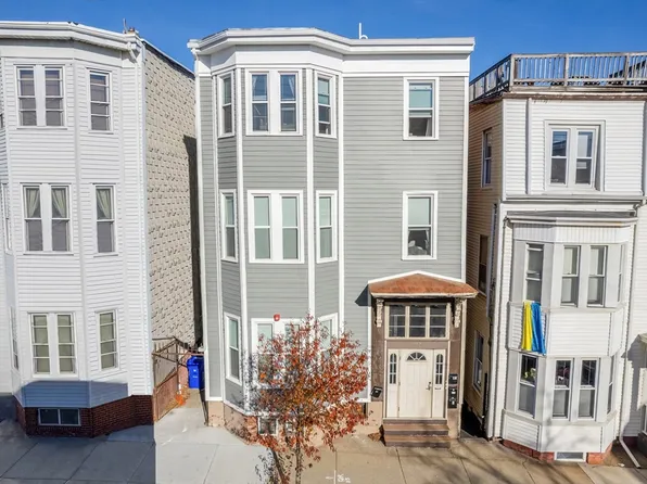 492 Sumner St, East Boston, MA 02128