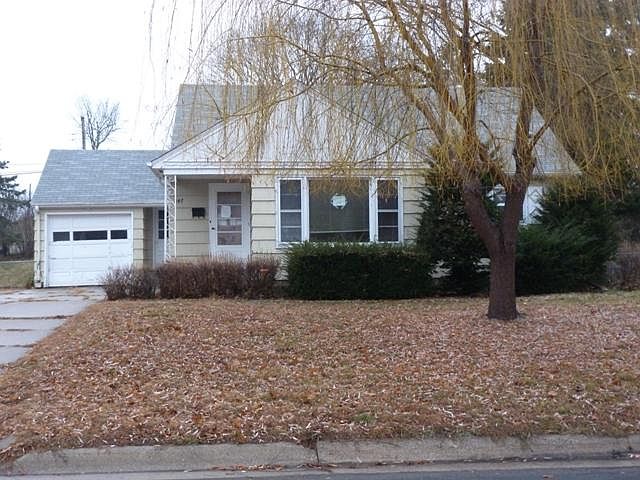 1st image of 247 Dessa Ln