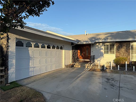 4th image of 1334 Kinbrae Ave