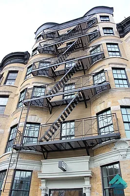 Rented by EXR | media 26