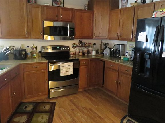 2nd image of 608 Timberlane Dr