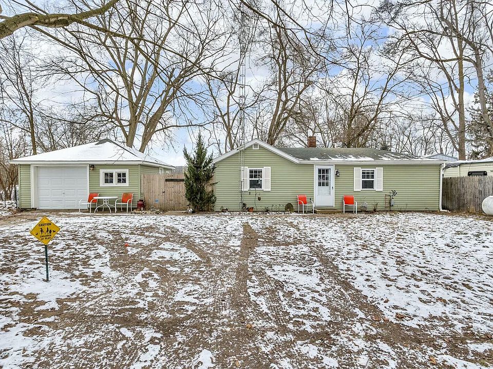 1st image of 4152 S Pleasant Dr