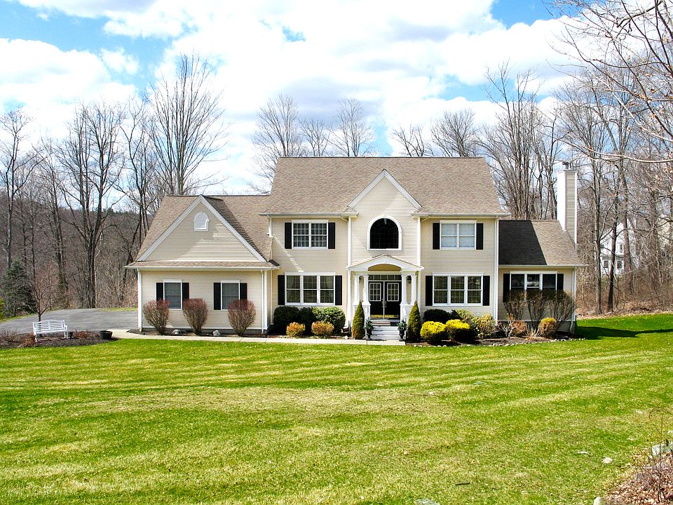 1st image of 12 Parkview Cir