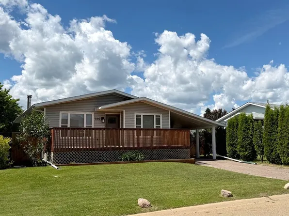 530 E 20th St, Wainwright, AB T9W 1H8