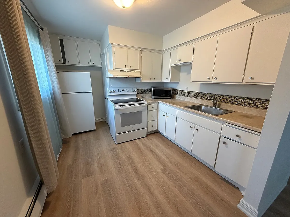 Building Photo - 8956 Griggs Ave #1