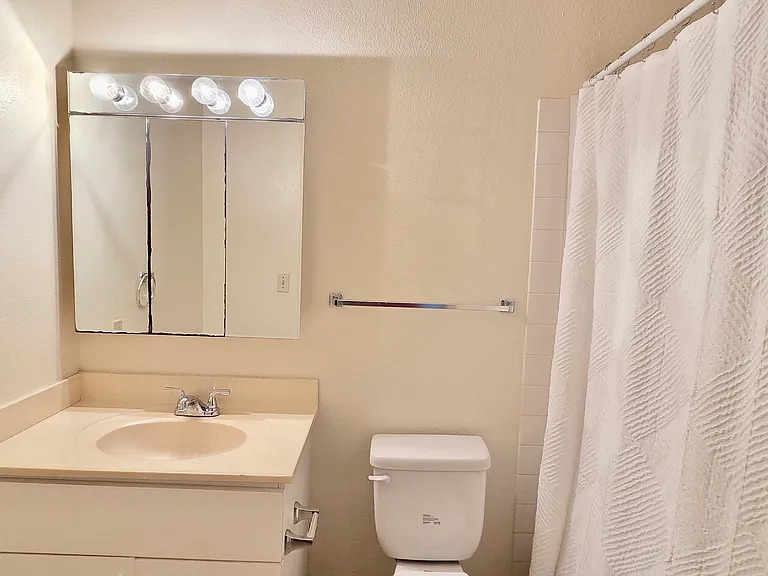 Primary Ensuite Bathroom