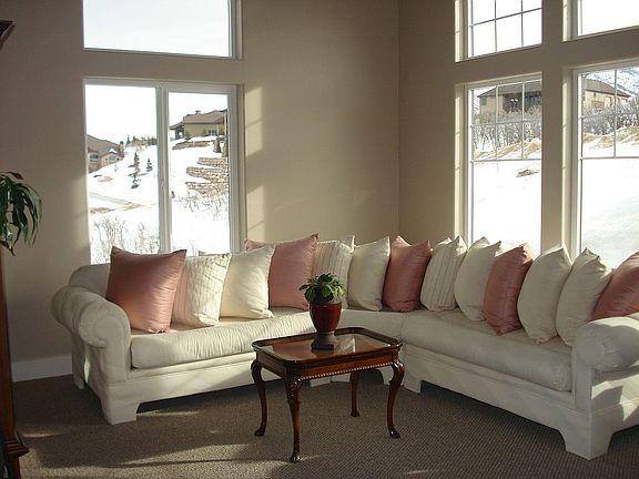 Living Room/Office