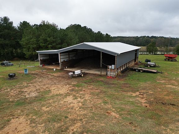4th image of 207 County Road 2277
