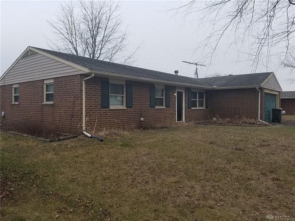 1st image of 2485 Thornhill Dr