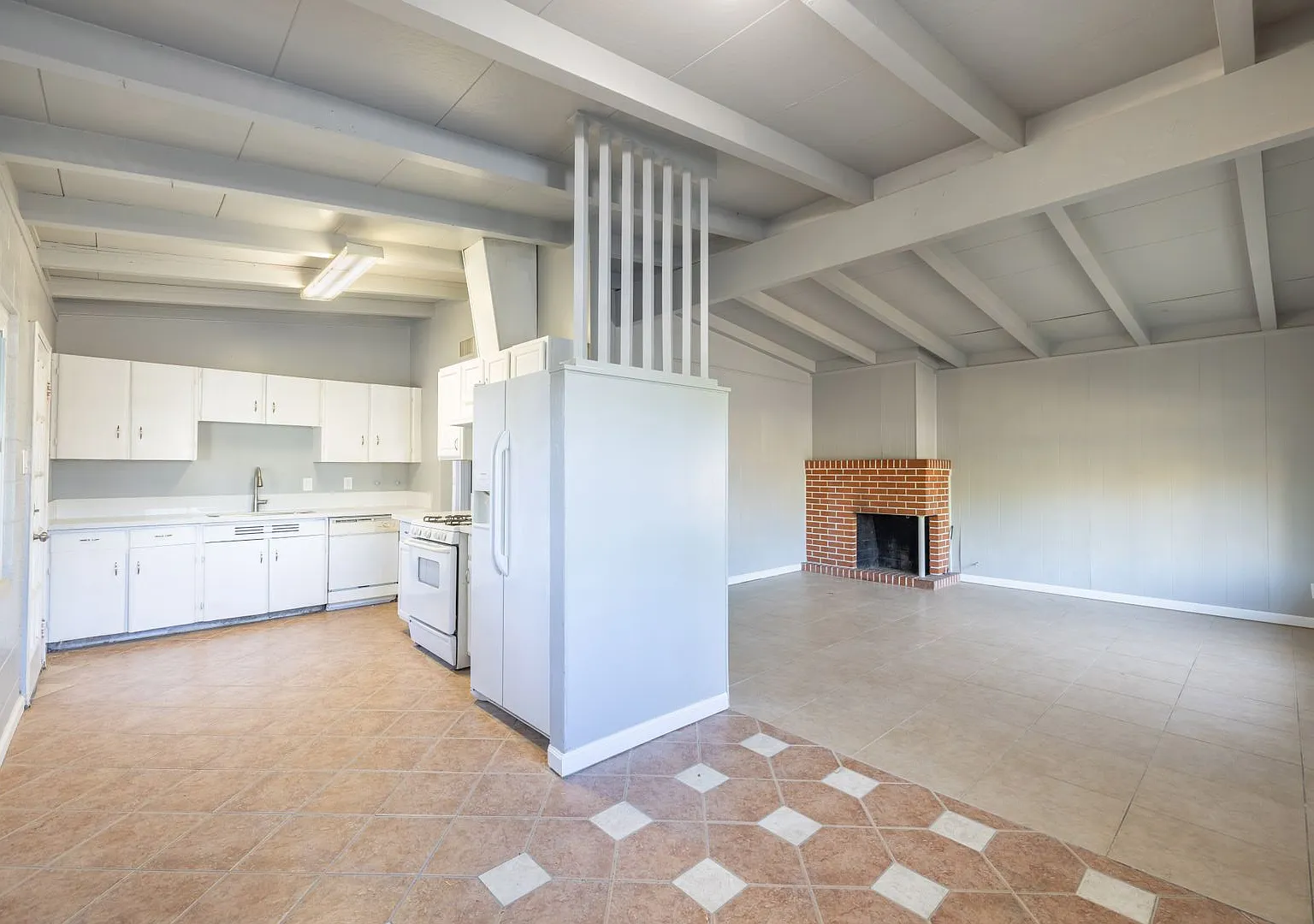 Resident Benefit Package Property — Photo 4