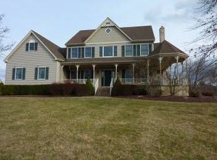 102 Labaw Ct, Hillsborough, NJ 08844