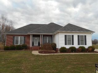 1632 Castleton Dr, Madisonville, KY 42431