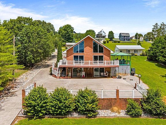 2nd image of 361 Cape Russell Rd