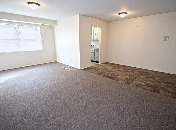 2nd image of 167 Cromwell Ave #5