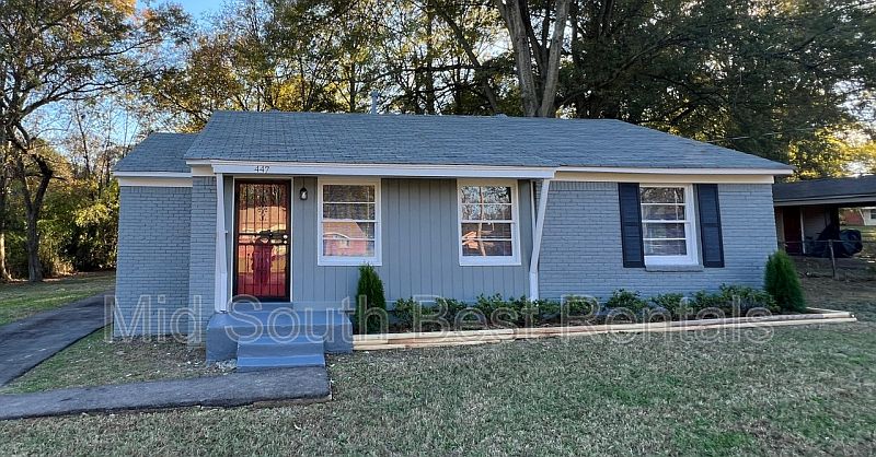 1st image of 447 Loraine Dr