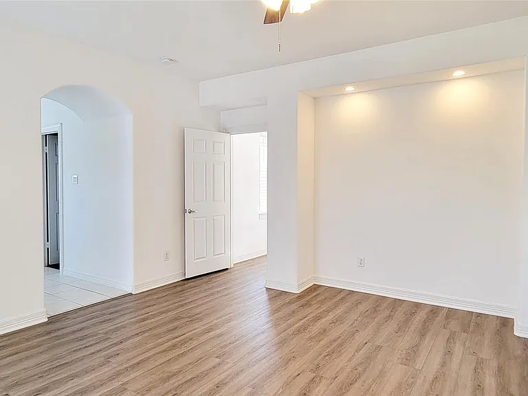 3907 Gaines Ct — Photo 16