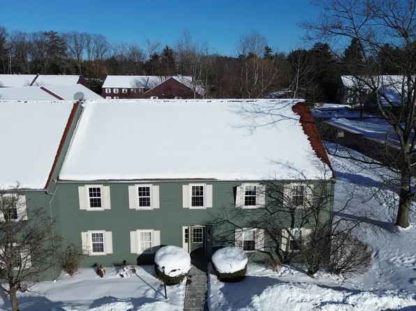 46 Twin Oaks Terrace, South Burlington, VT 05403
