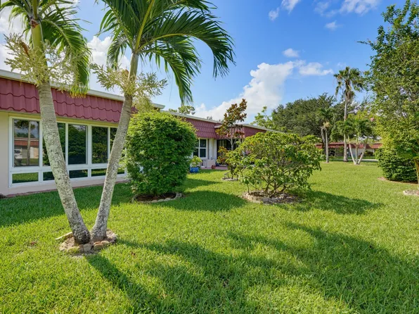 676 Laconia Circle #B, Lake Worth, FL 33467