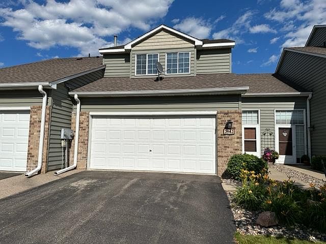 1st image of 2542 Claremont Dr #24
