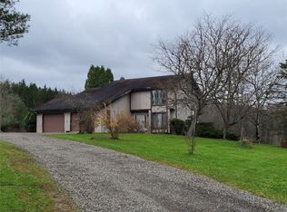 20 Kales Hill Rd, Whitney Pt, NY 13862