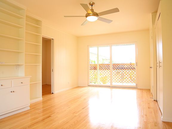 5th image of 1266 N Laurel Ave APT 9
