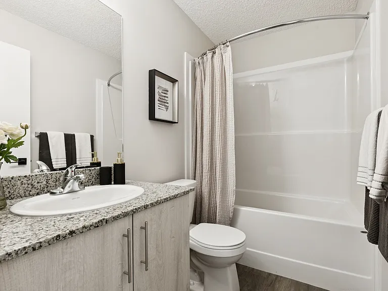 388 Silverton Glen Grn SW — Photo 30