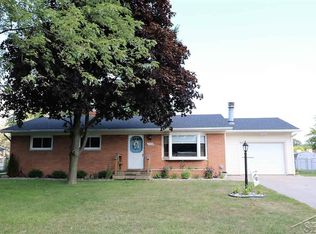 2796 Clayburn Rd, Saginaw, MI 48603